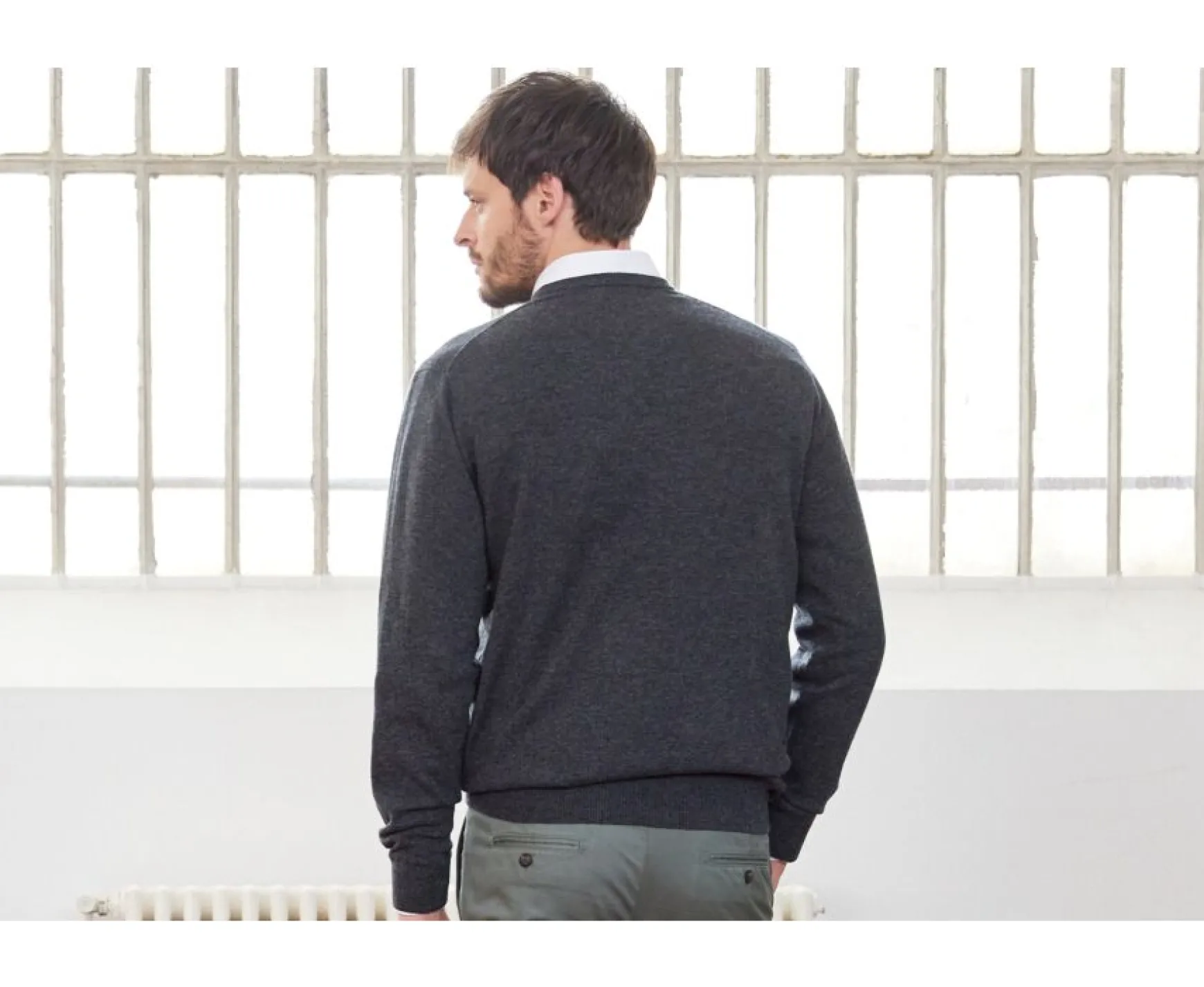 Bexley | Grey Antracite Round-Neck Wool Jumper Conan Grey Anthracite