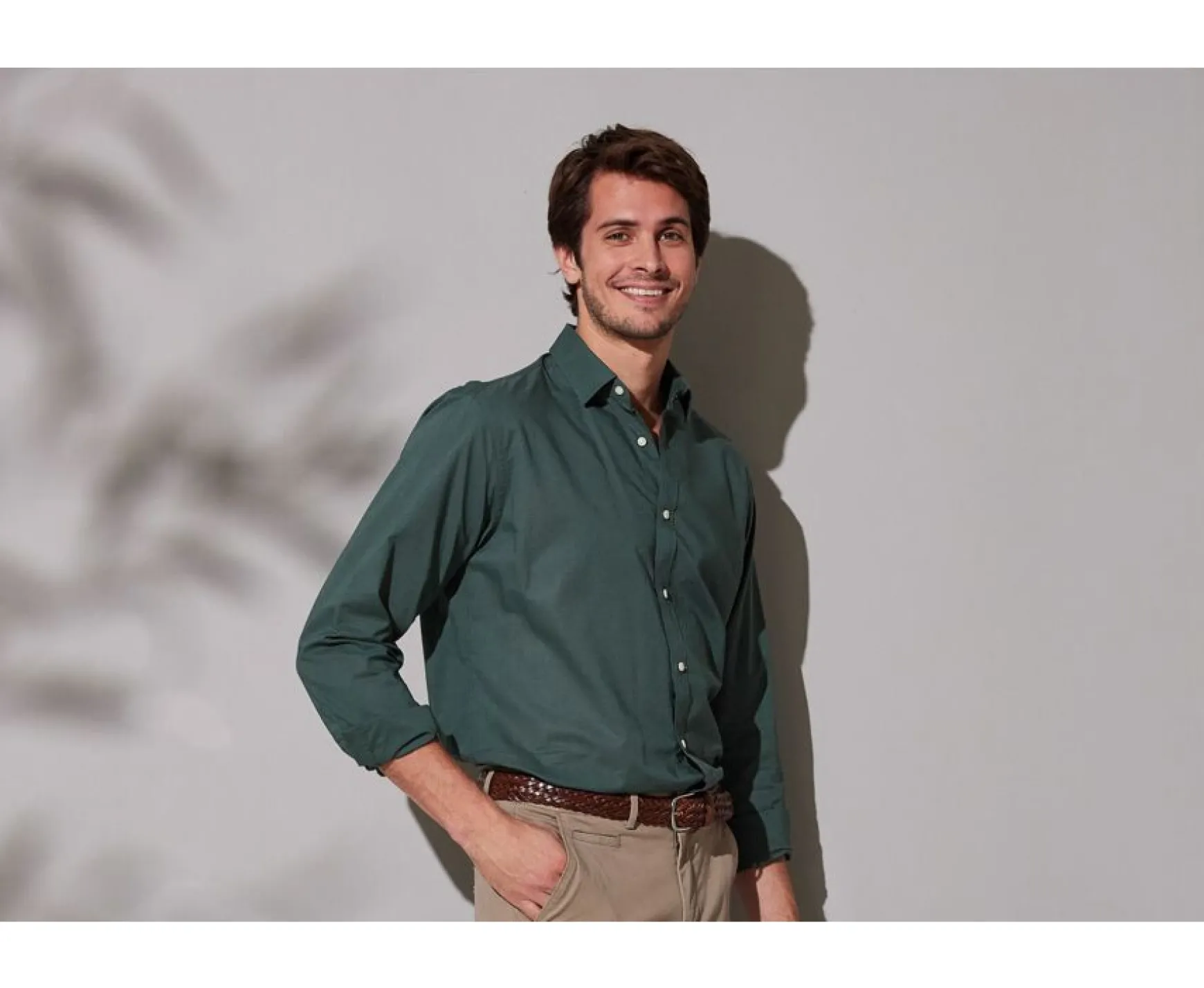 Bexley | Plain Cotton Linen Shirt Silbert Dark Green