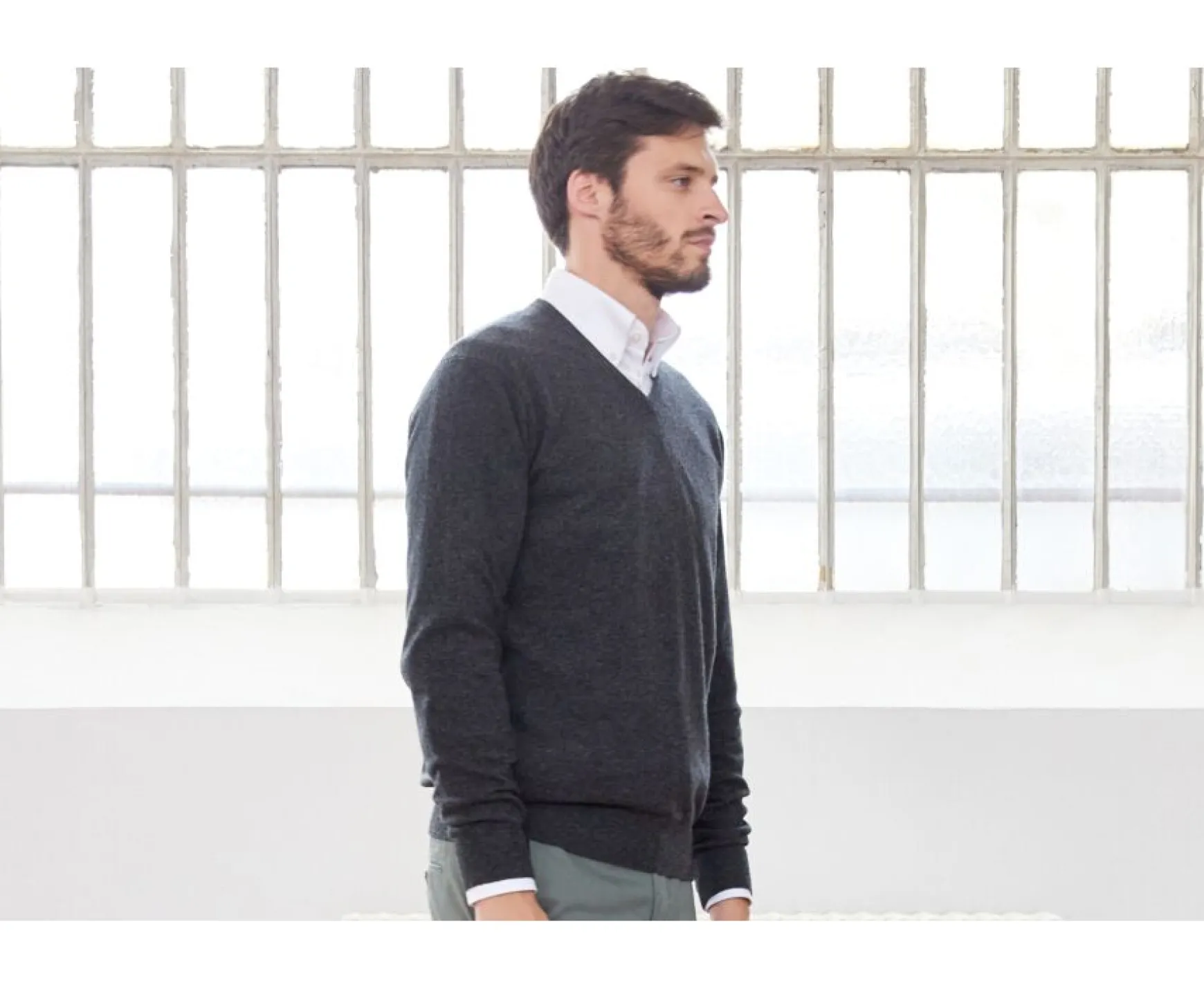 Bexley | V-Neck Wool Jumper Elian Grey Anthracite