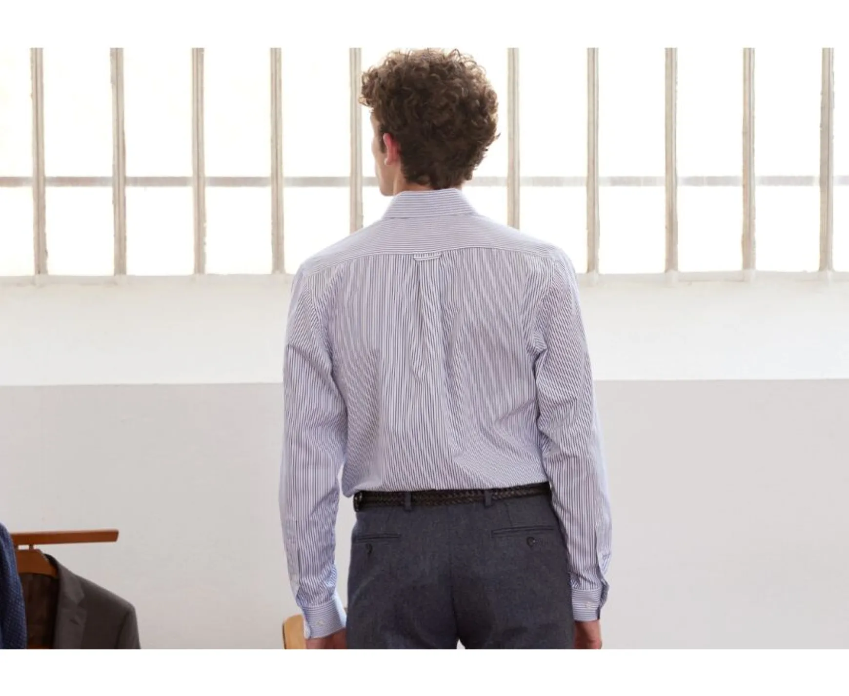 Bexley | White Shirt With Ocean Blue Stripes And Chest Pocket - Broderick | White And Ocean Blue