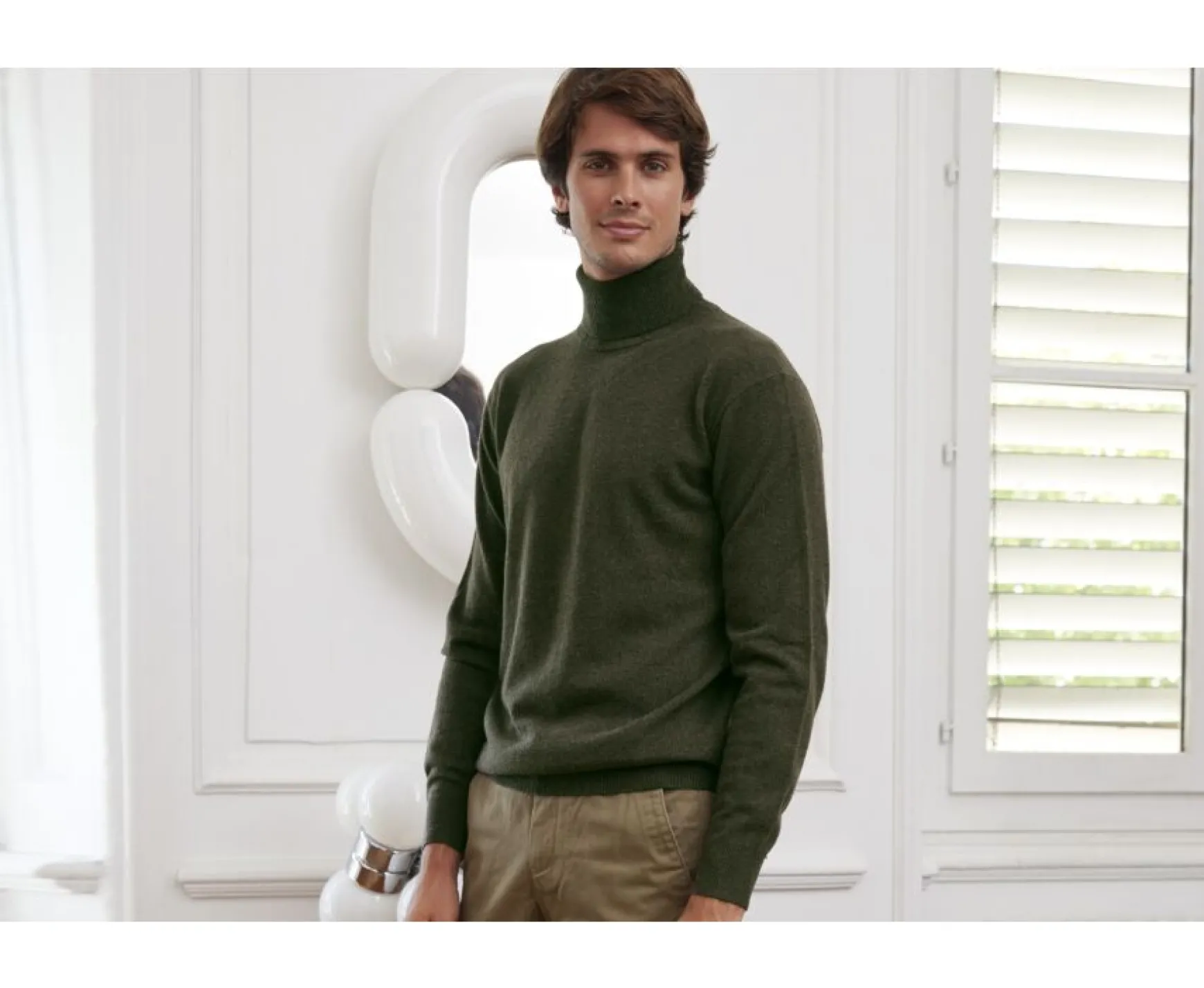 Bexley | Wool Roll-Neck Jumper Emeric Green